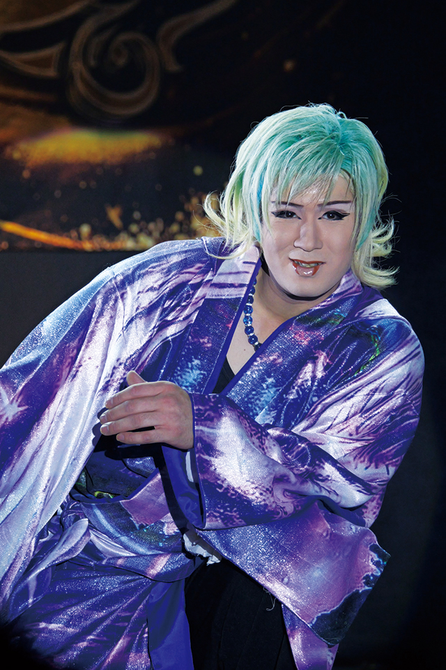 兜天馬ポートレート